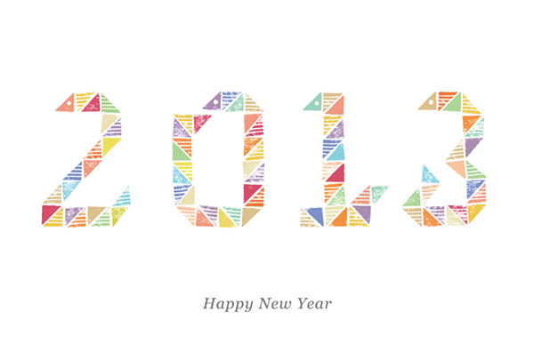 2013巳年の年賀状テンプレート。三角形でつくったハンコ風のヘビのイラストがかわいいデザイン