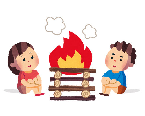 キャンプファイヤーの炎を見つめる男の子と女の子を描いたかわいいイラスト