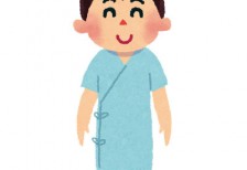 健康診断用のブルーの検査着を着た笑顔の男性を描いたイラスト