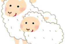 仲良く並んだ羊の親子を描いたイラスト。揃った笑顔が可愛いデザイン。