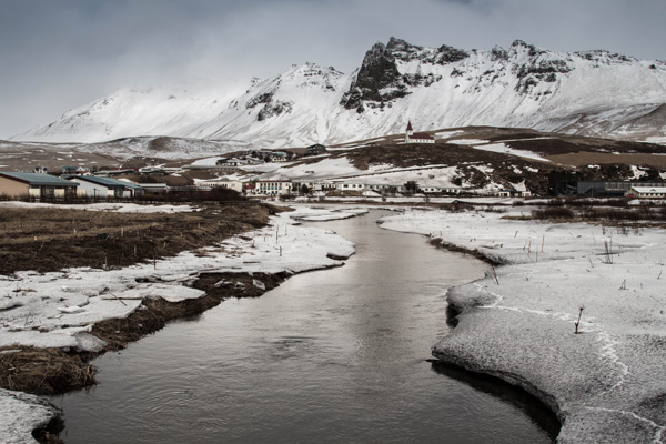 アイスランドの厳しい自然の風景を撮影した写真素材セット